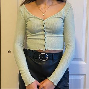 knit buttoned crop top